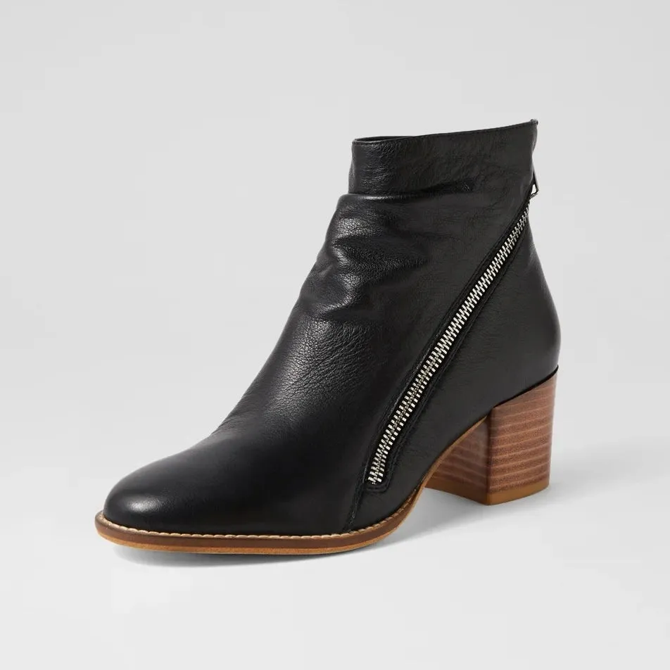 Melech - Black Airport Look Desert Design