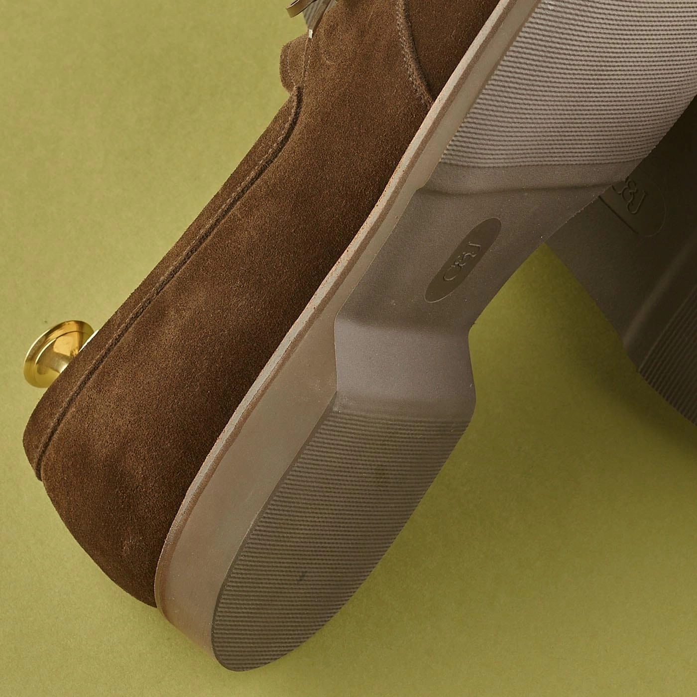 Formal Mode Stacked Heel Falmouth Dark Brown Suede