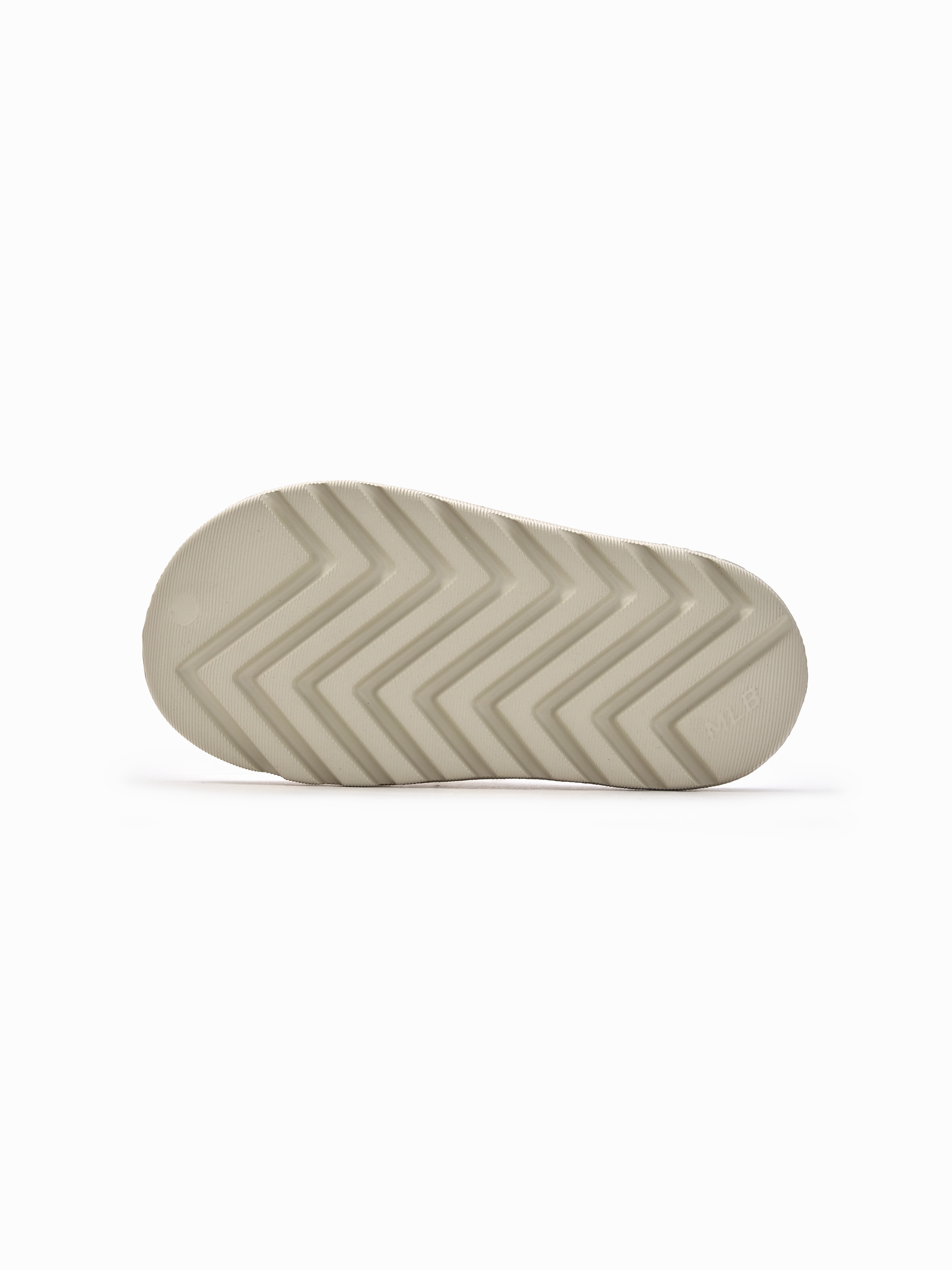 Multi Directional No-Hassle Fit Skipper Slides