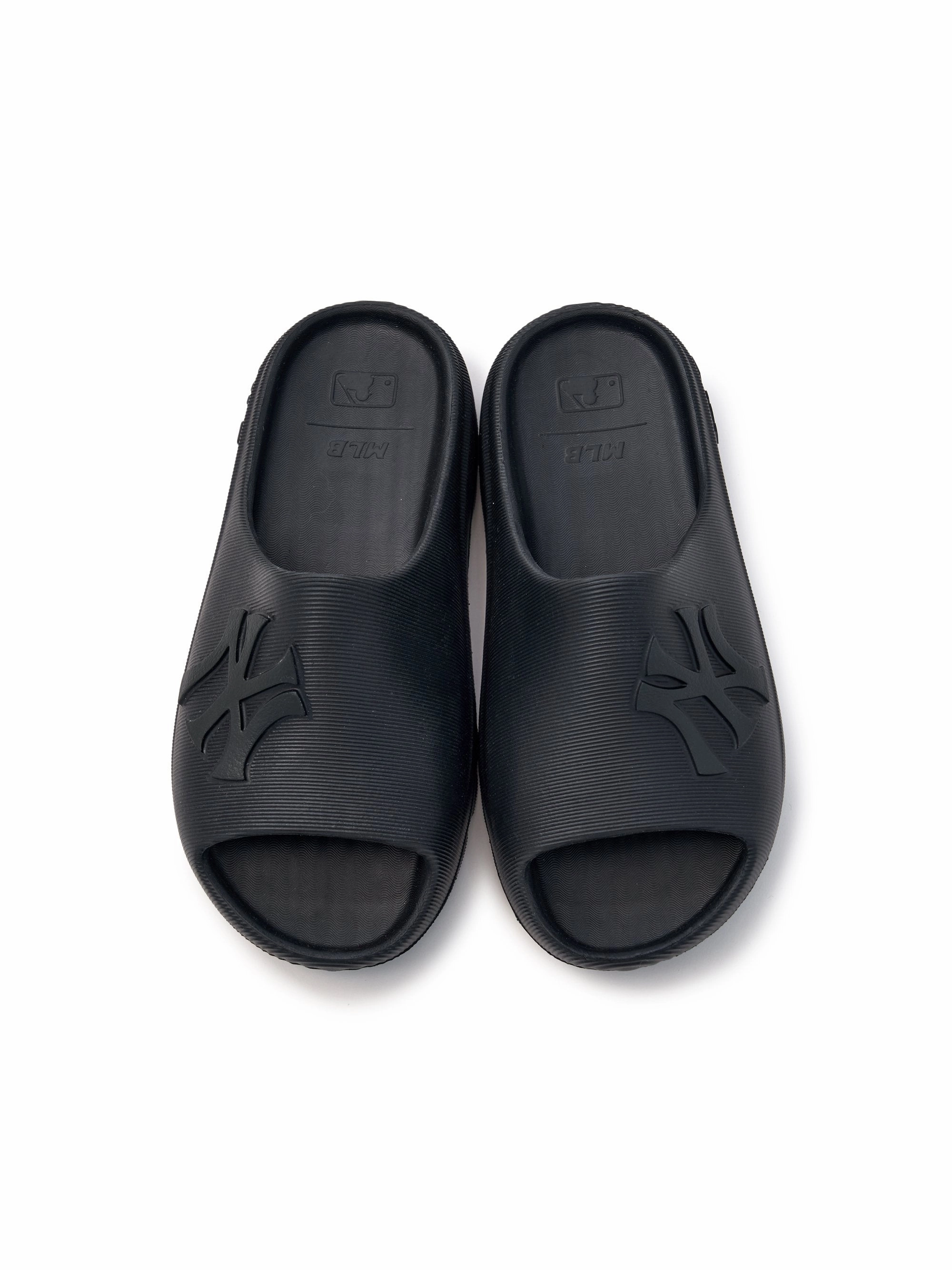 Firm Comfort In Motion Skipper Slides