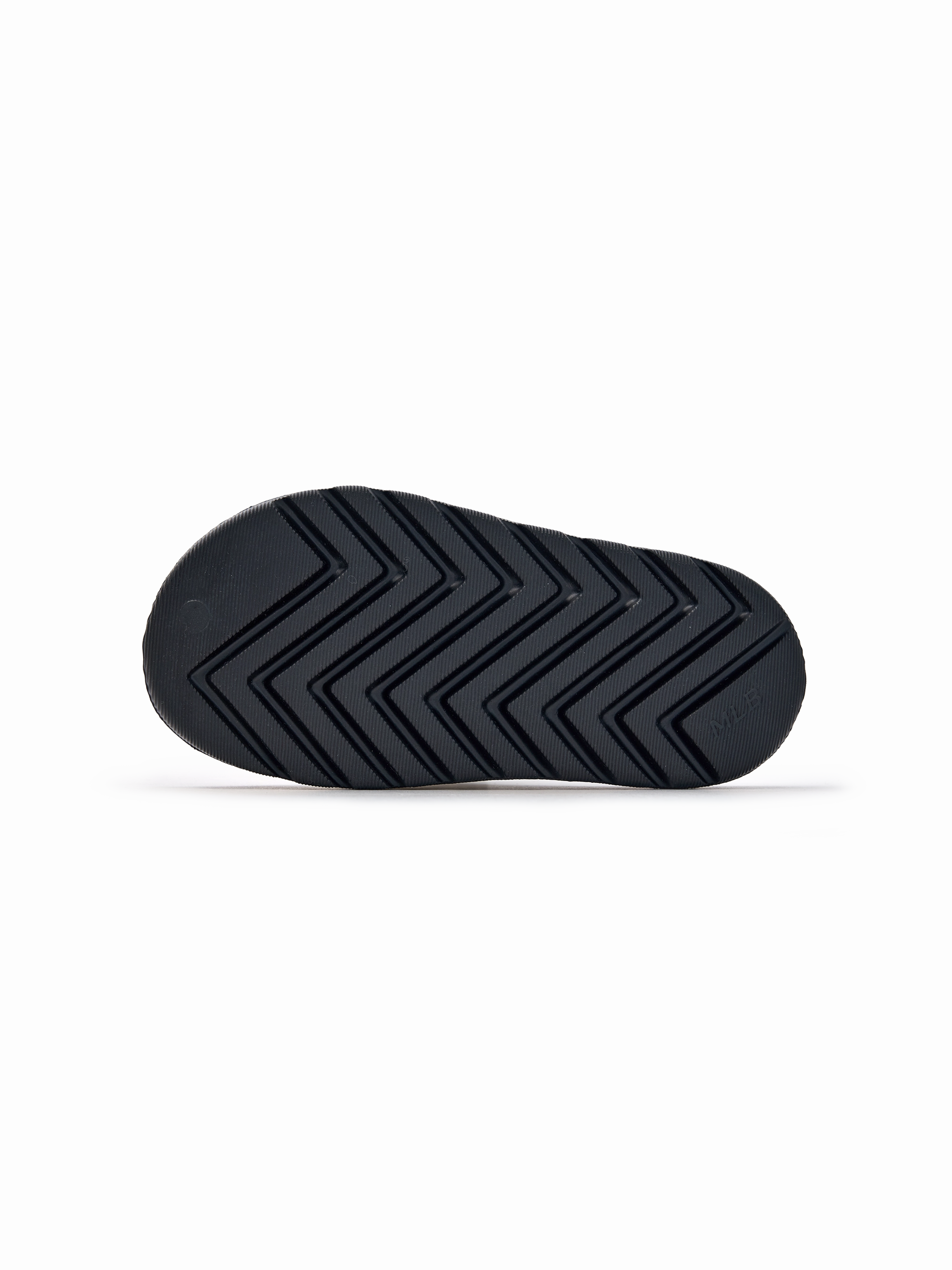 Traction Outsole Effortless Sandals Skipper Slides