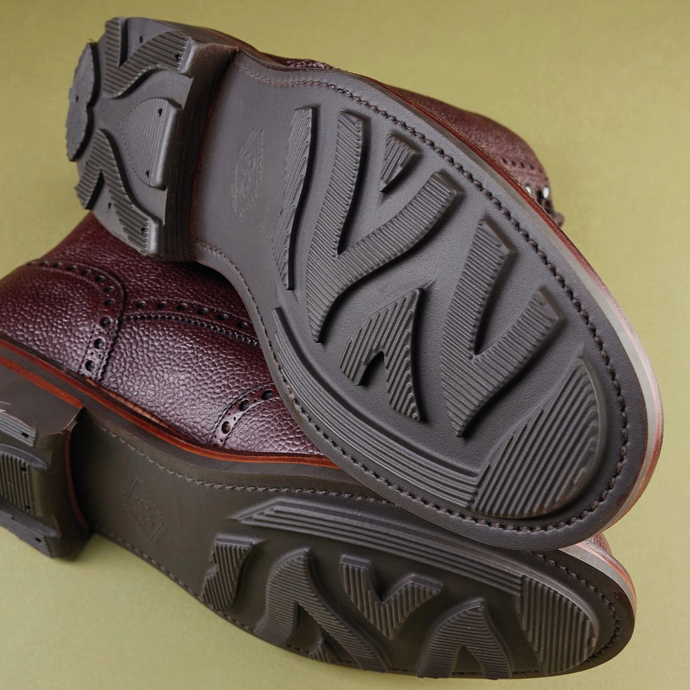 Built Tough Cordura Material Islay Oxblood Zug Grain