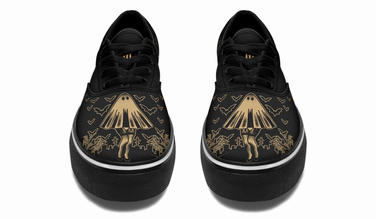 Rain Step Comfort Outsole Stay Spooky Classic Shoes