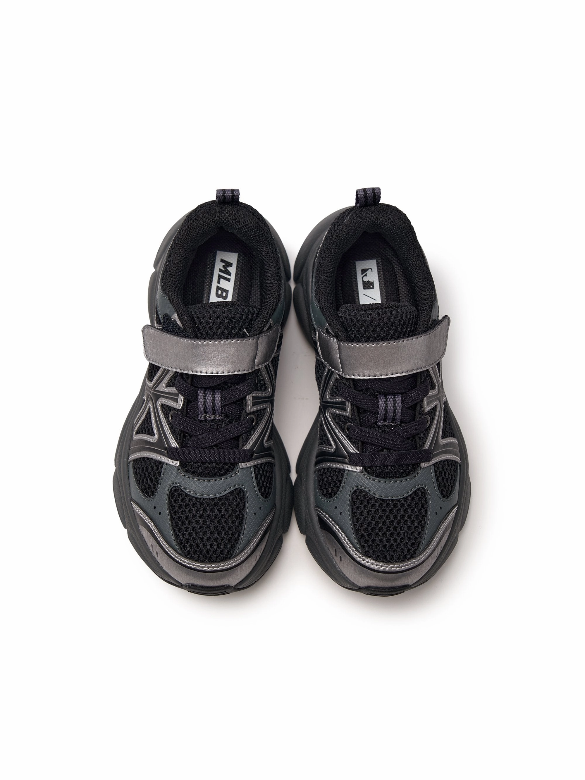 Low Ankle Style Ace Runner Ny