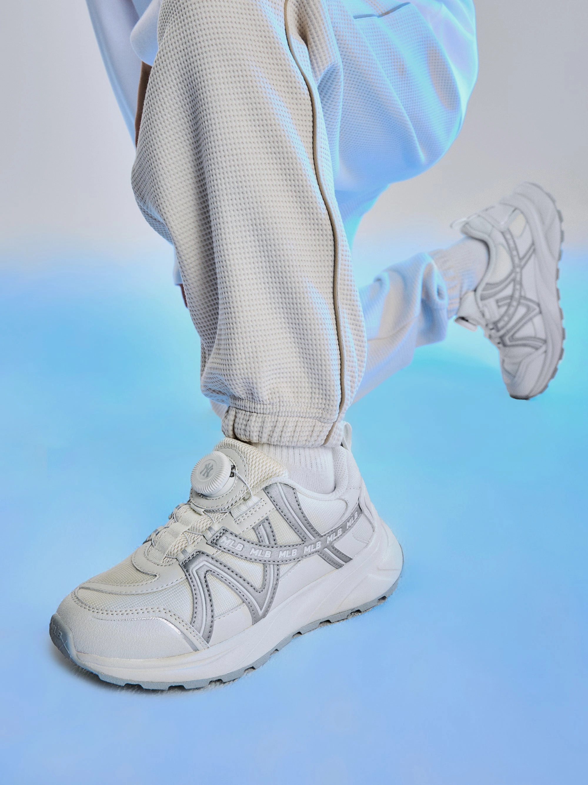 Functional Footwear Thermal Barrier Chunky Ground