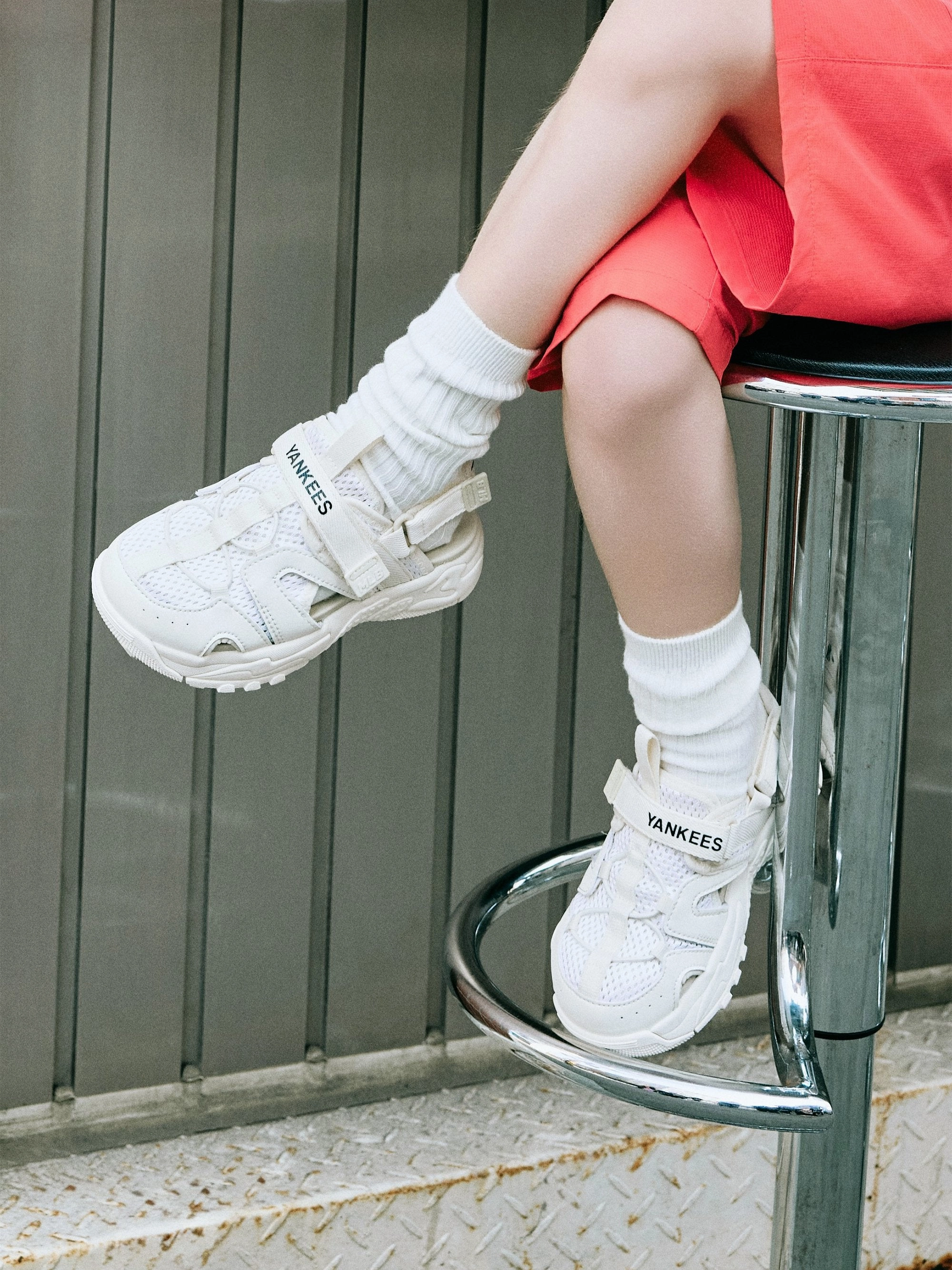 Trendy Casual Footwear Trendy Outdoor Shoes Chunky Mask Sandals V2