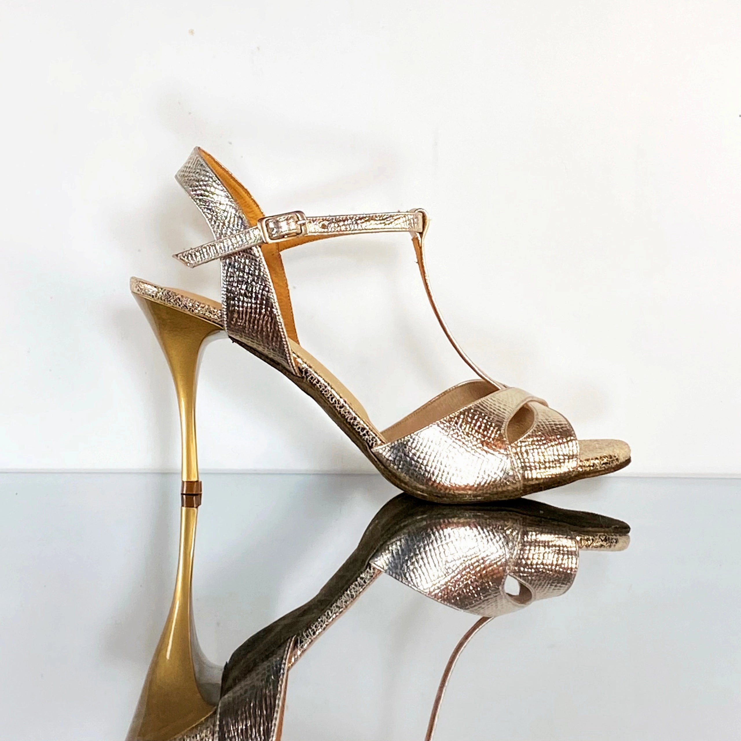 french chic Formal Shoes Champagne - Gold Metallic Tango Shoes