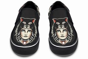 Dark Edge New York Wolf Cowl Girl Head Slip On Shoes