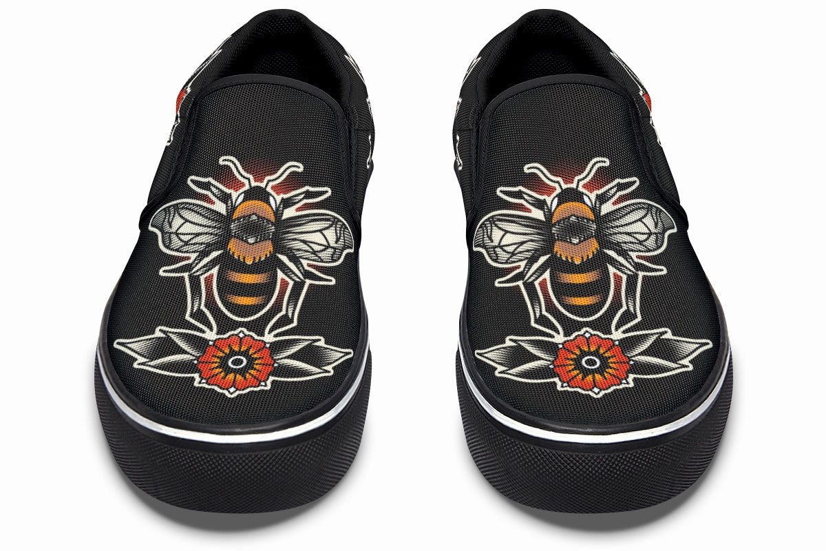 Traditional Bees Slip On Shoes Ice Grip