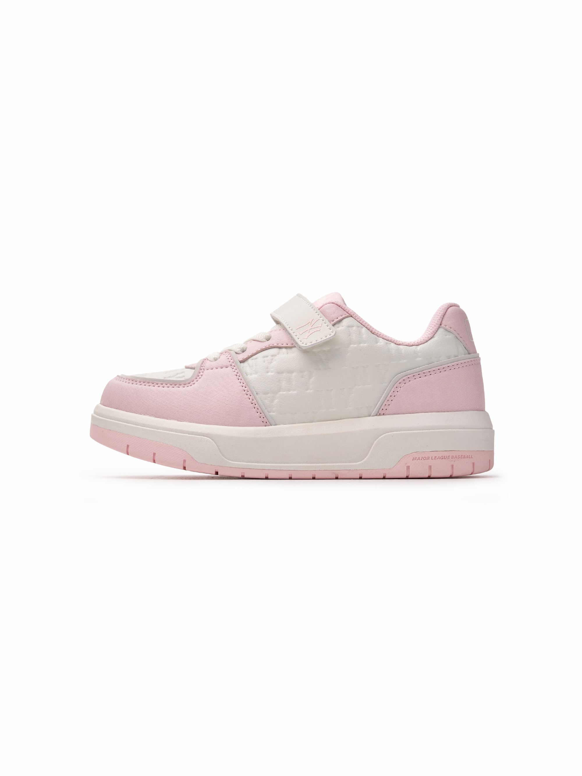 Supportive Build Chunky Liner Embo Denim Monogram