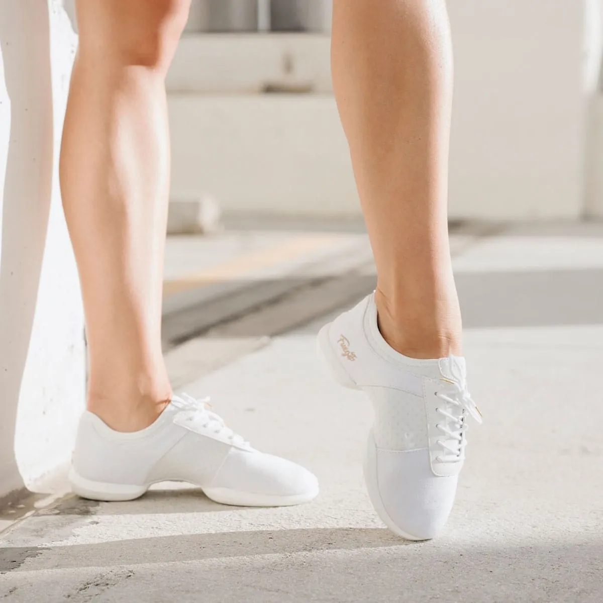 Cool Texture Foam Cushion White | Split-sole (Collective)