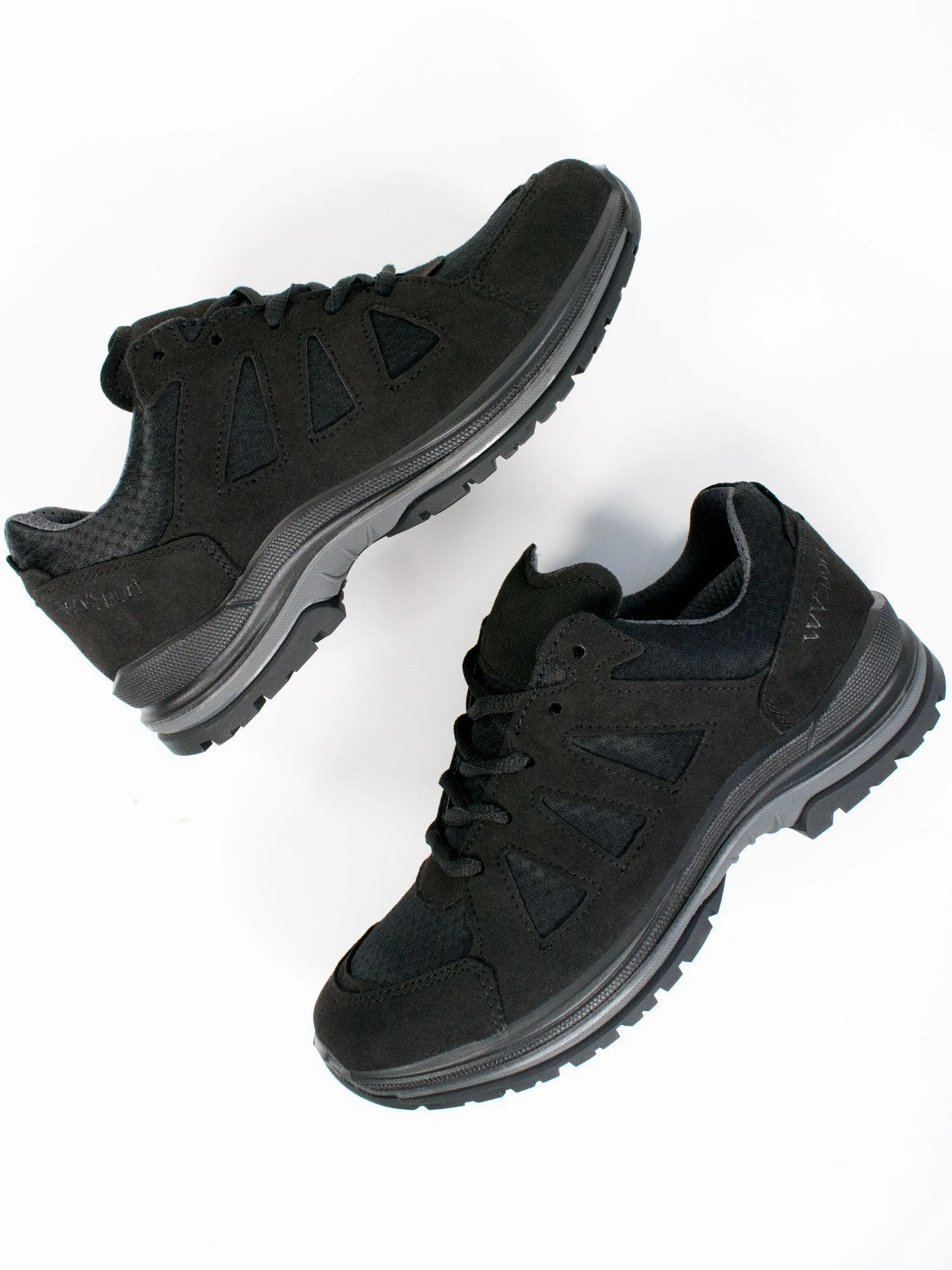Deep Tread Hunter WVSport Walking Trainers