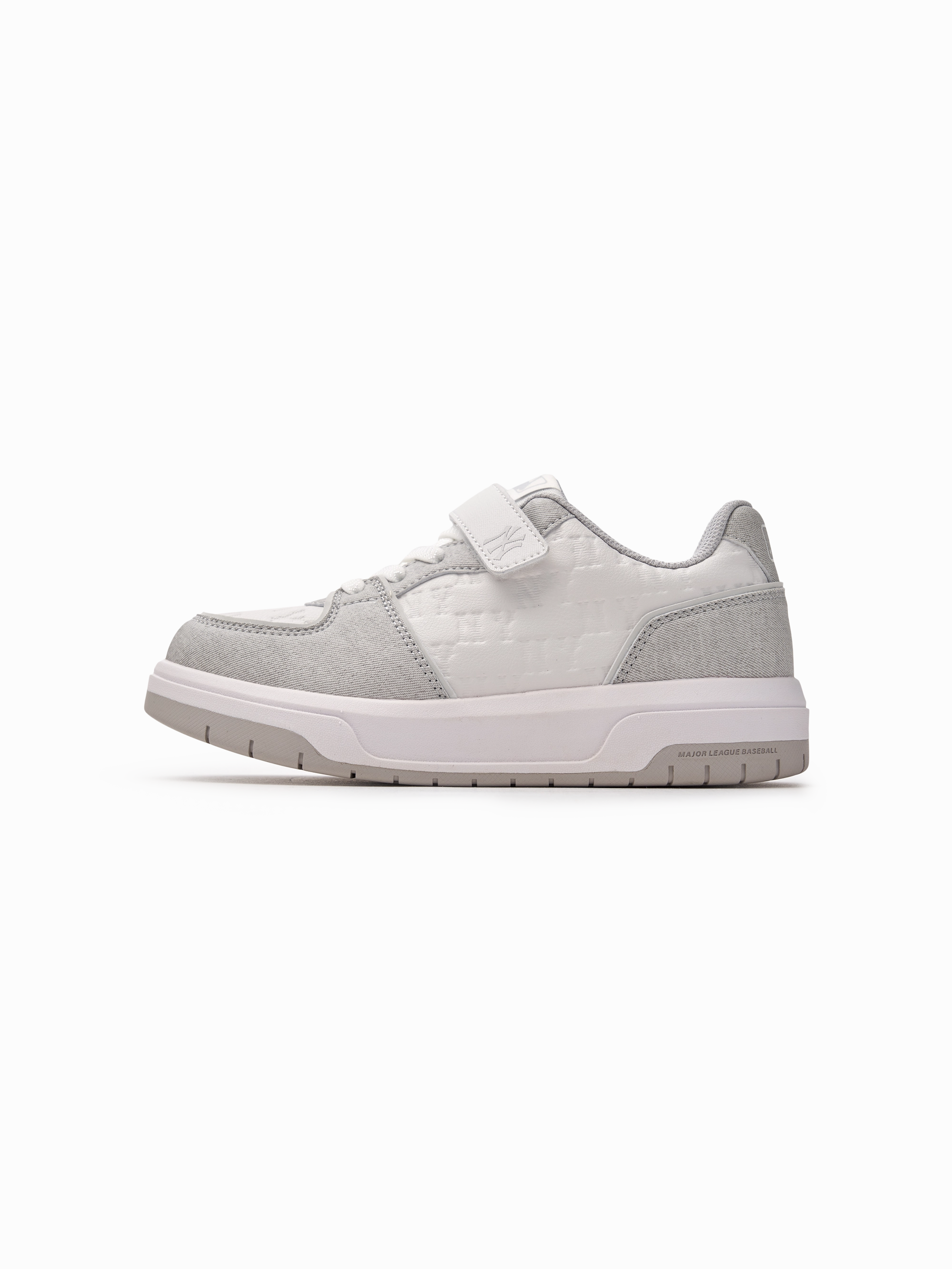 Solid Stitching Chunky Liner Embo Denim Monogram